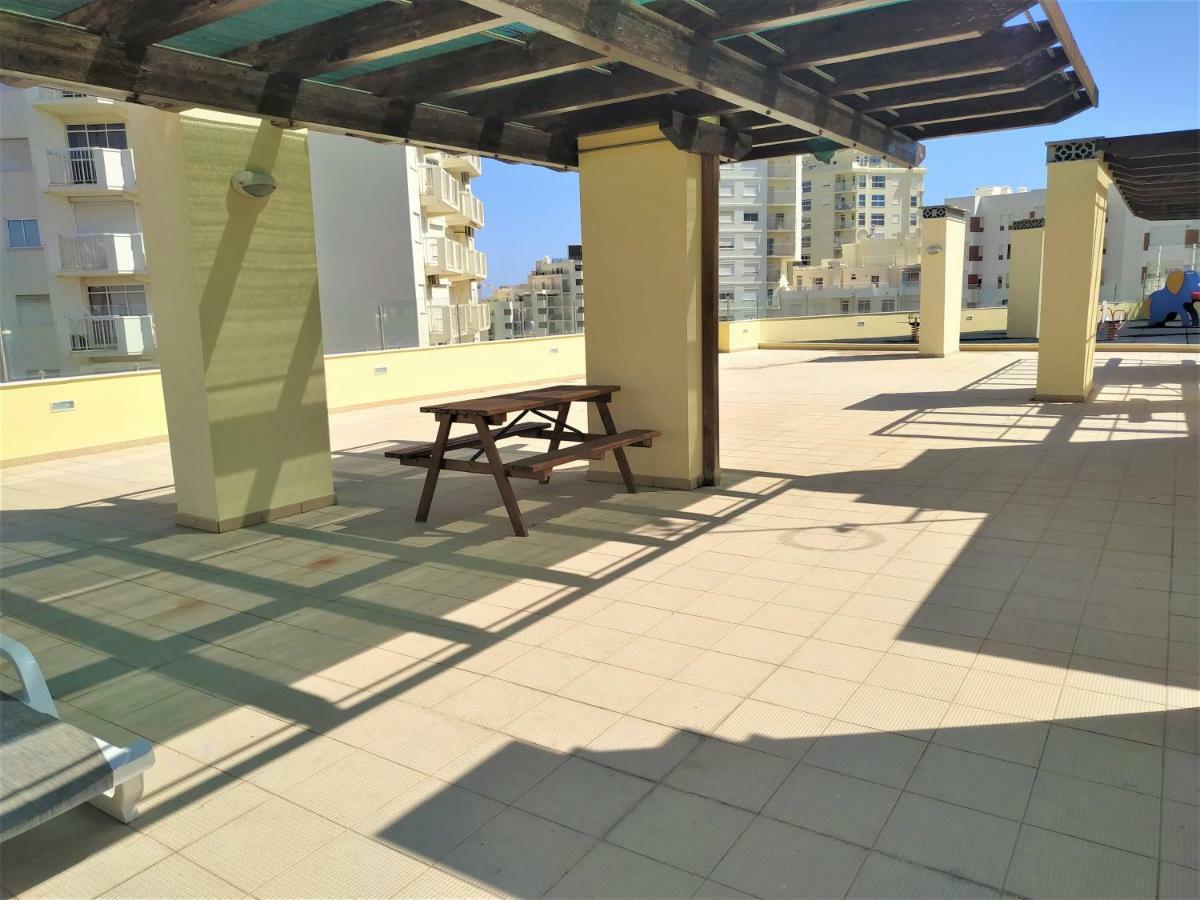 4D Terrace A - Casas & Papeis Apartment Armacao de Pera Luaran gambar